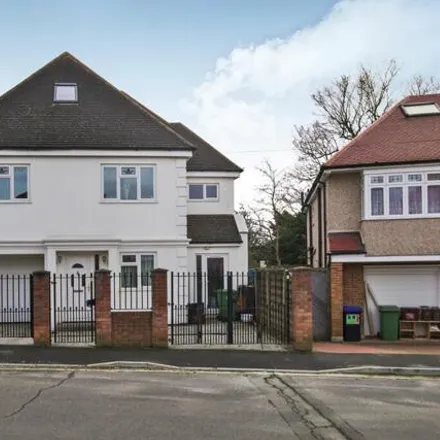 Buy this 6 bed house on Royal Oak Road in London, DA6 7HQ