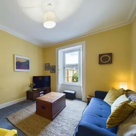 Image 4 - Priory Place, Perth, PH2 0DT, United Kingdom - Townhouse for sale