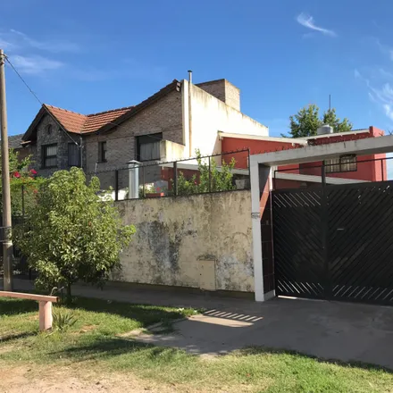 Buy this studio house on D'Amico 2807 in Partido de Morón, 1706 El Palomar