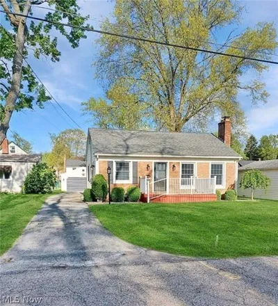 Rent this 3 bed house on 5163 Friendship Avenue in Boardman, OH 44512