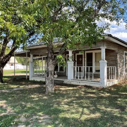 Image 1 - 1012 Avenue D, Brownwood, TX 76801, USA - House for sale
