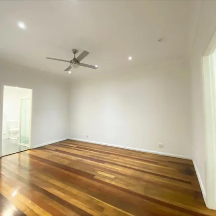 Image 8 - Staplyton Street, Coolangatta QLD 2485, Australia - Apartment for rent