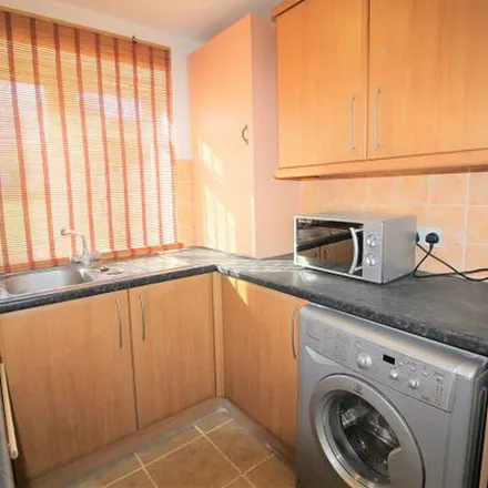 Rent this 3 bed apartment on 7-8 Gerrards Close in Oakwood, London