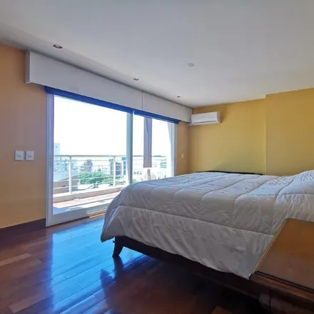 Buy this 5 bed apartment on Bulevar General Artigas 316 in 11303 Montevideo, Uruguay