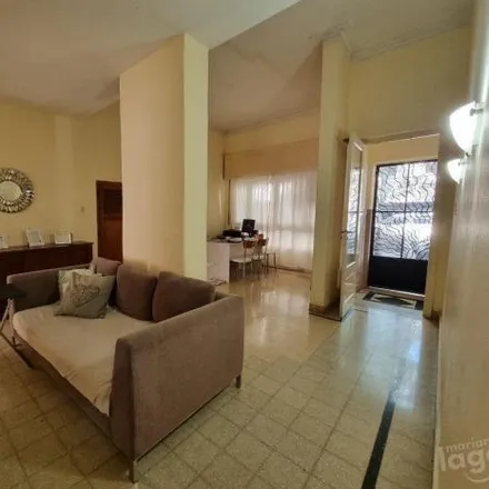 Buy this 5 bed house on Lavalle 1390 in Echesortu, Rosario