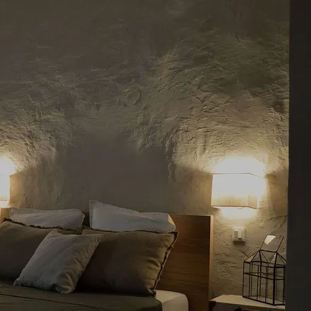 Rent this 3 bed apartment on 84800 L'Isle-sur-la-Sorgue