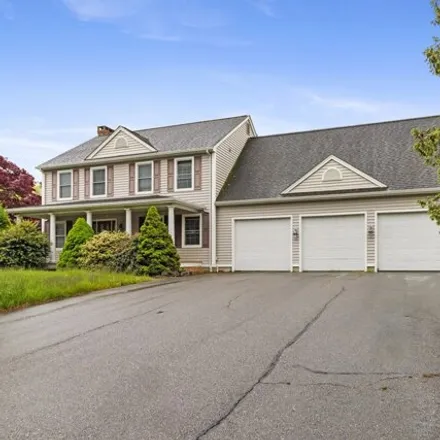 Buy this 4 bed house on 18 Deerfield Rd in Waterford, Connecticut