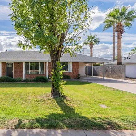 Rent this 3 bed house on 3615 East Clarendon Avenue in Phoenix, AZ 85018