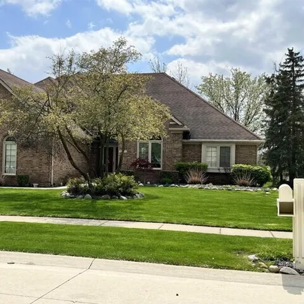 Image 2 - 43349 Chardonnay Drive, Sterling Heights, MI 48314, USA - House for sale