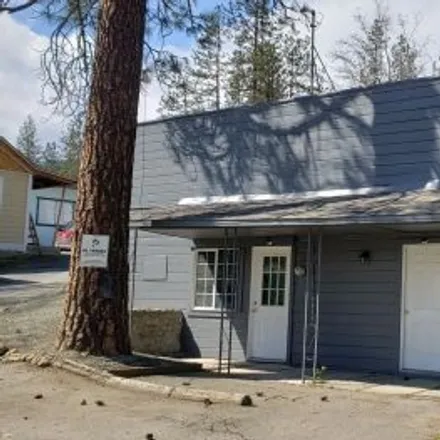 Buy this 2 bed duplex on Red Hill Motel and Cabins in 50 Red Hill Road, Weaverville
