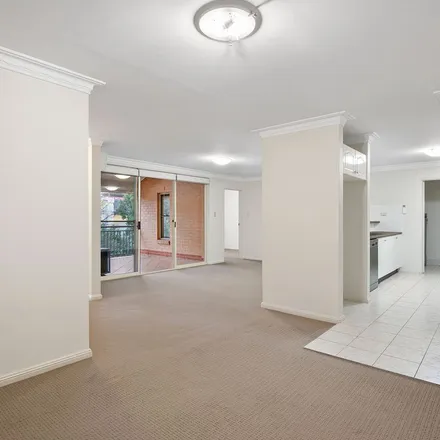 Image 6 - 18 Muriel Street, Sydney NSW 2077, Australia - Apartment for rent
