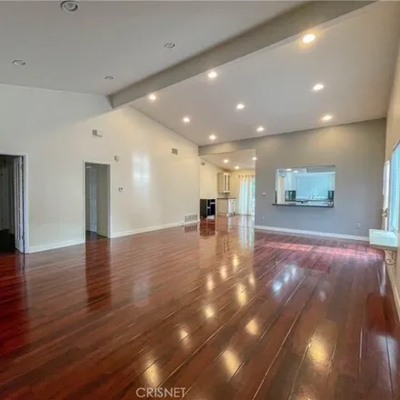 Image 9 - 22690 Waterbury Street, Los Angeles, CA 91364, USA - House for rent