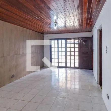 Rent this 3 bed house on Rua Doutor Tucunduva in Vila Caldas, Carapicuíba - SP
