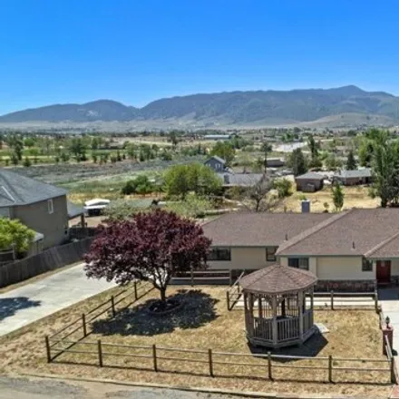 Buy this 3 bed house on 19635 Iris Way in Golden Hills, Kern County