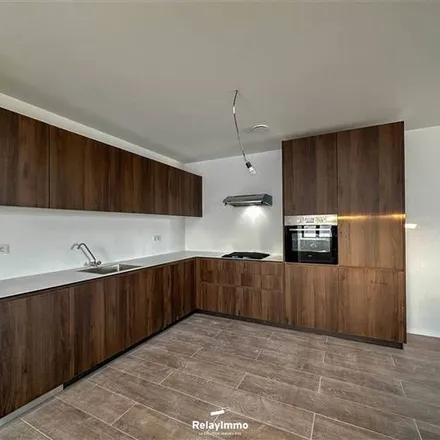 Image 5 - Rue Chèrequefosse 3, 7500 Tournai, Belgium - Apartment for rent