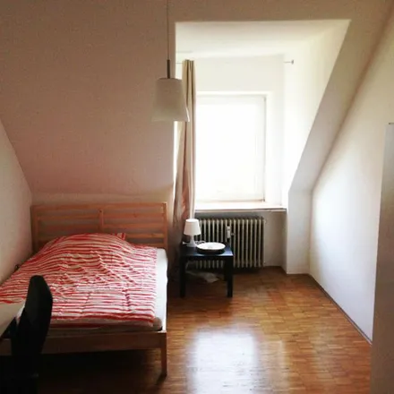 Image 2 - Elisabethstraße 4, 80796 Munich, Germany - Apartment for rent