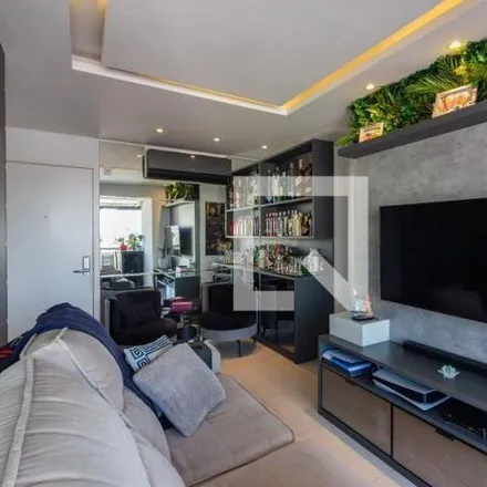 Buy this 2 bed apartment on Rua Júlio Silva in Jardim das Flòres, Osasco - SP