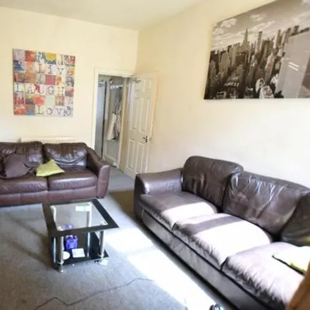 Rent this 5 bed townhouse on 201-213 Sharrow Vale Road in Sheffield, S11 8ZE