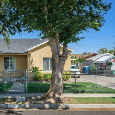 Buy this 4 bed house on 1611 South Gearhart Street in Fresno, CA 93702