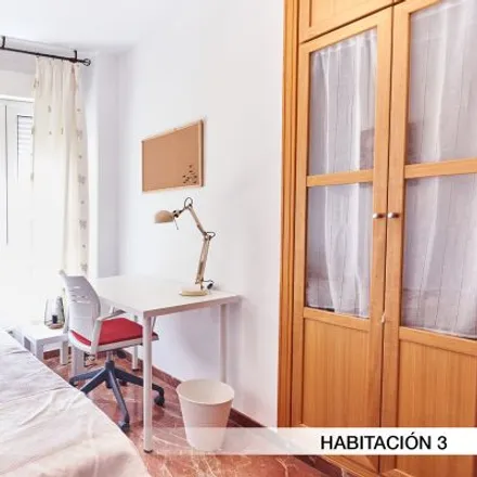 Rent this 2 bed room on Calle Marqués de Nervion in 41005 Seville, Spain