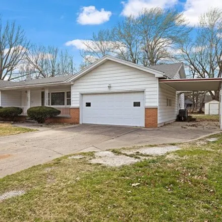 Buy this 3 bed house on 1647 South Link Avenue in Springfield, MO 65804