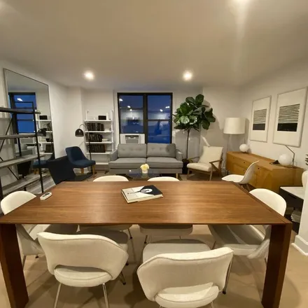 Image 5 - 225 East 47th Street, New York, NY 10017, USA - Apartment for rent