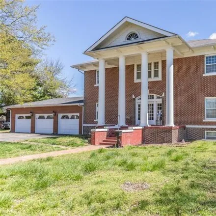 Buy this 6 bed house on 156 North Madison Street in Malden, Dunklin County