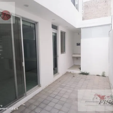 Buy this studio house on unnamed road in 76146, QUE