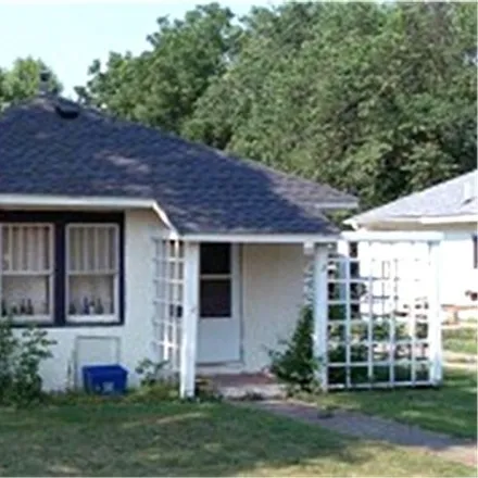 Buy this 1 bed house on 819 North Rhode Island Avenue in Mason City, IA 50401