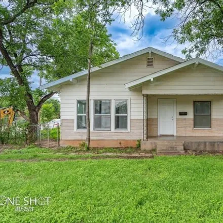 Buy this 4 bed house on 2020 Marshall Street in Abilene, TX 79605
