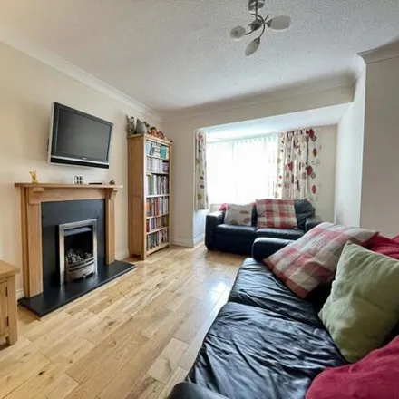 Image 2 - 25 Loram Way, Exeter, EX2 8GG, United Kingdom - House for sale