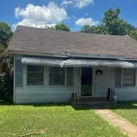 Image 1 - 905 Prater Street, Sylacauga, AL 35150, USA - House for sale