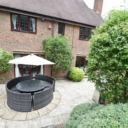 Rent this 5 bed apartment on Rouse Court in Gerrards Cross, SL9 0NJ