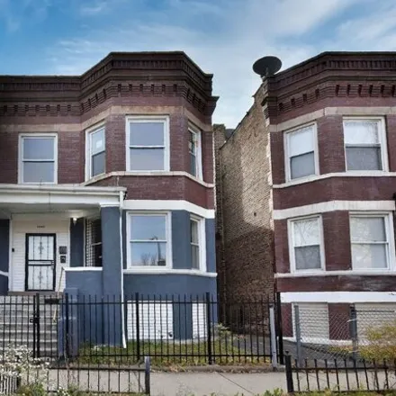 Image 1 - 4049 West Van Buren Street, Chicago, IL 60624, USA - House for sale