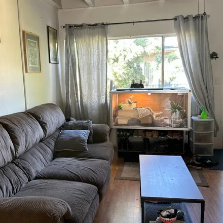Image 2 - 12261 Pacific Avenue, Los Angeles, CA 90066, USA - Room for rent