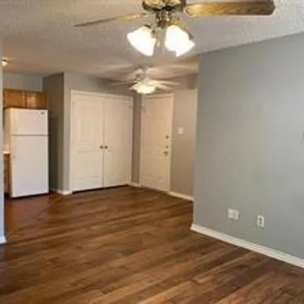 Image 5 - 3840 Devonaire Drive, Fort Worth, TX 76008, USA - Duplex for rent