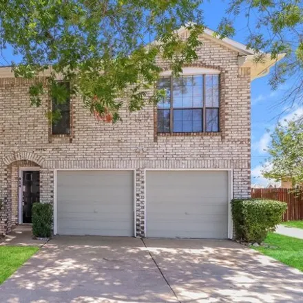 Rent this 4 bed house on 922 Blewitt Drive in Cedar Hill, TX 75104