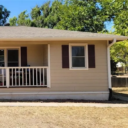 Buy this 3 bed house on 1814 North 16th Street in Waco, TX 76707
