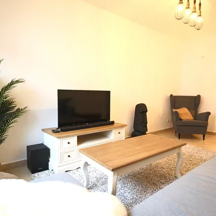 Rent this 2 bed apartment on Schwetzinger Straße 132 in 68165 Mannheim, Germany