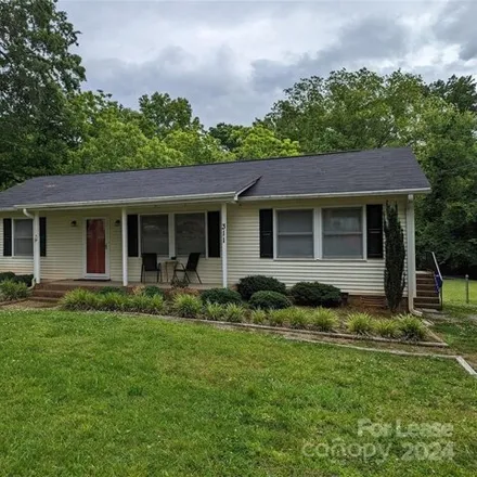 Rent this 3 bed house on 349 Hillcrest Drive in Huntersville, NC 28078