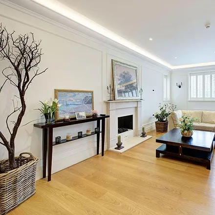 Image 2 - 9 Frognal Lane, London, NW3 7DG, United Kingdom - Apartment for rent