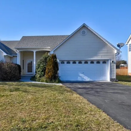 Buy this 5 bed house on 184 Queens Way in Frederick County, VA 22655