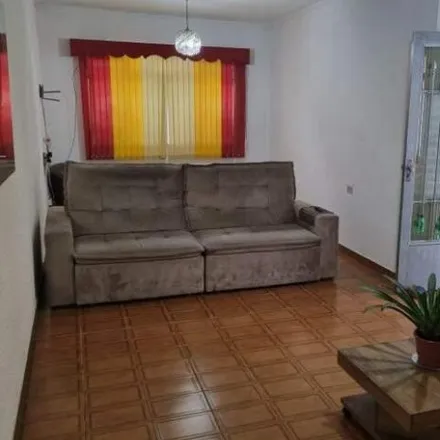 Buy this 4 bed house on Rua Ana Molon Lazzuri in Bairro dos Casa, São Bernardo do Campo - SP