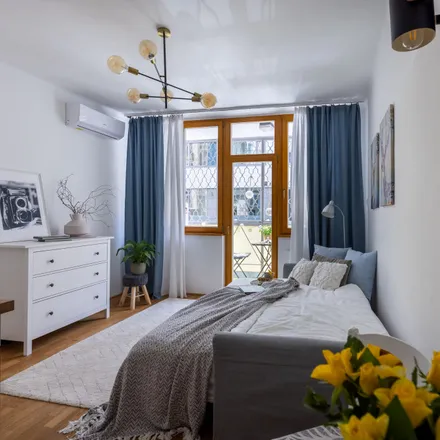 Rent this 1 bed apartment on Budapest in Csapláros utca 5, 1027