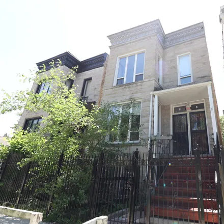 Image 1 - 3307 West Beach Avenue, Chicago, IL 60651, USA - House for rent