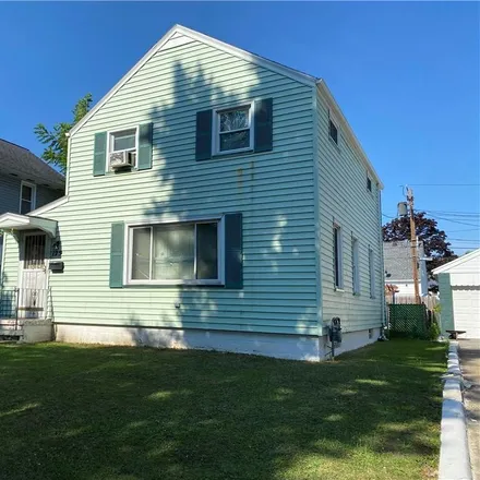 Buy this 3 bed house on 125 Canton Street in City of Rochester, NY 14606