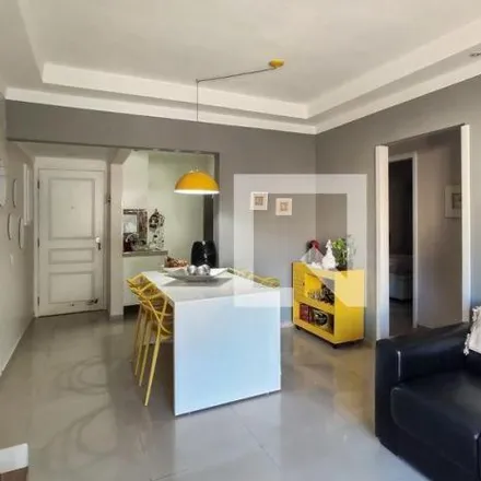 Rent this 3 bed apartment on Rua Marivaldo Fernandes in Jardim Vitória, Guarujá - SP