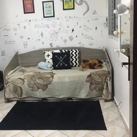 Buy this 3 bed house on Rua Ageu Silveira Monteiro in Jardim Las Vegas, Santo André - SP