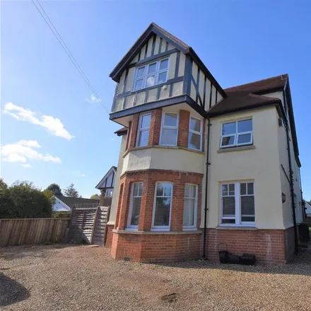 Rent this 2 bed apartment on 50 Woodcote Road in Reading, RG4 7BB