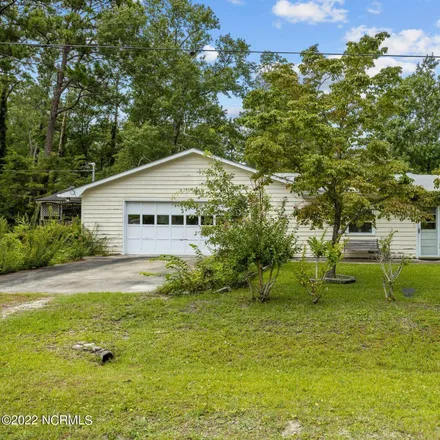 Buy this 2 bed house on 137 Water Front Drive in Carteret County, NC 28584